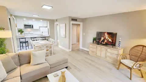 34 S Forest Beach Dr #D9, Hilton Head Island, SC 29928