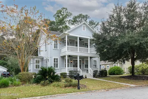 122 Fuller St, Beaufort, SC 29902