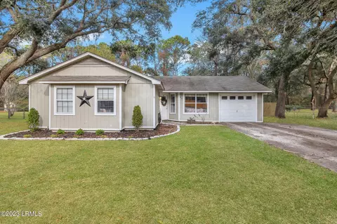 96 Possum Hill Rd, Beaufort, SC 29906