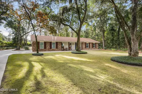 103 Verdier Rd, Beaufort, SC 29902