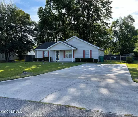 2 Blacksmith Cir, Beaufort, SC 29906