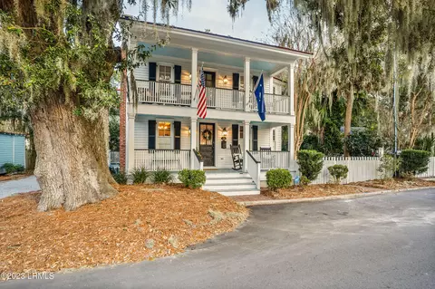 509 Hamar St, Beaufort, SC 29902