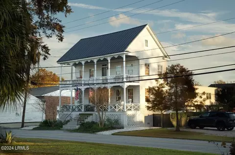 708 King St, Beaufort, SC 29902