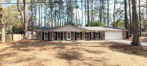 1907 Lenora Dr, Port Royal, SC 29935