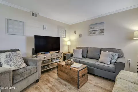 663 William Hilton Pkwy #4427, Hilton Head Island, SC 29928