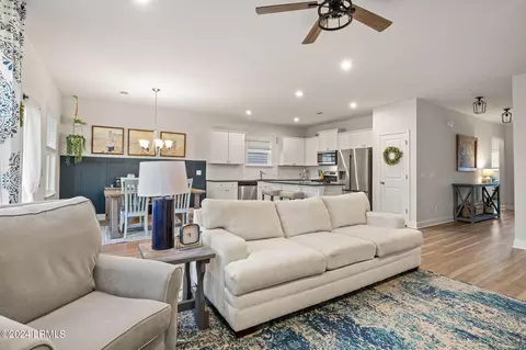 71 Hillcrest Way, Okatie, SC 29909