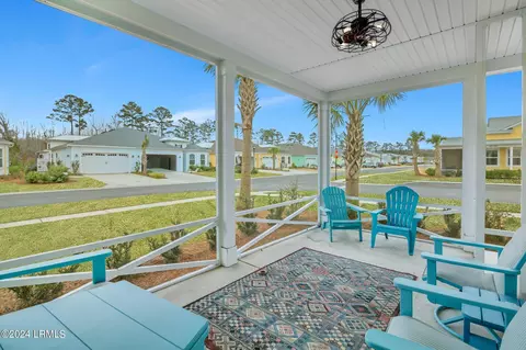 215 Barefoot Ln #101, Hardeeville, SC 29927
