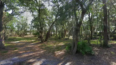 68 Eve Crk, Beaufort, SC 29906