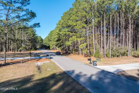 35 Bartons Run Dr, Bluffton, SC 29910 photo 22