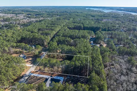 35 Bartons Run Dr, Bluffton, SC 29910 photo 8