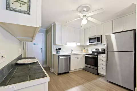 40 Folly Field Rd #C7, Hilton Head Island, SC 29928
