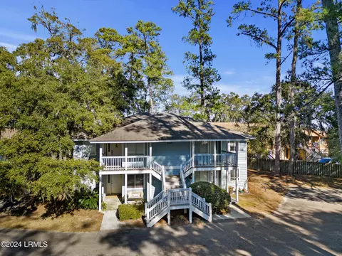 101 Battery Ln, Beaufort, SC 29902