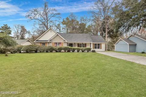 26 Ardmore Ave, Beaufort, SC 29907