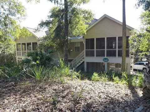 520 Oristo Rdg # B, Edisto Beach, SC 29438