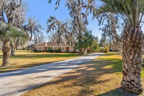 33 Seabrook Point Dr, Seabrook, SC 29940
