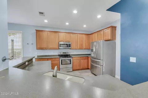 Kitchen - 108 Pinecrest Cir, Bluffton, SC 29910 photo 2 of 6