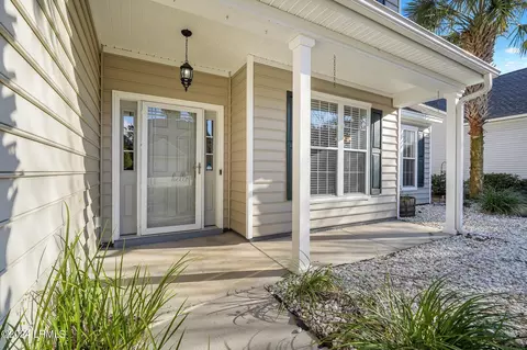 Exterior - 108 Pinecrest Cir, Bluffton, SC 29910 photo 4 of 6