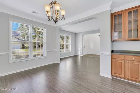 Dining - 108 Pinecrest Cir, Bluffton, SC 29910 photo 2 of 5