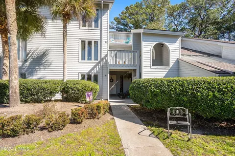 9 Marsh Harbor Dr #C, Beaufort, SC 29907