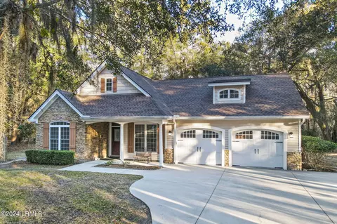 42 Long Lake Dr, Bluffton, SC 29910