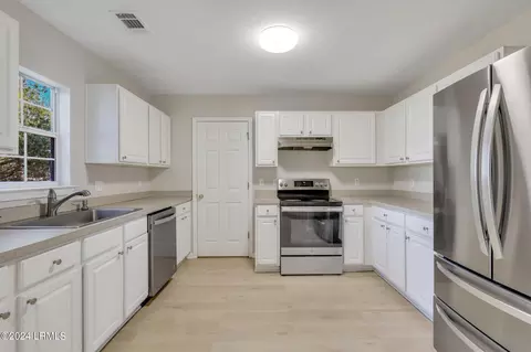 11 Wiregrass Way, Bluffton, SC 29910 photo 17