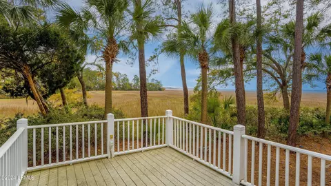 1132 Palmetto Pt, Saint Helena Island, SC 29920