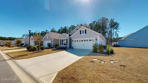53 Slash Pine Dr, Bluffton, SC 29910 photo 2