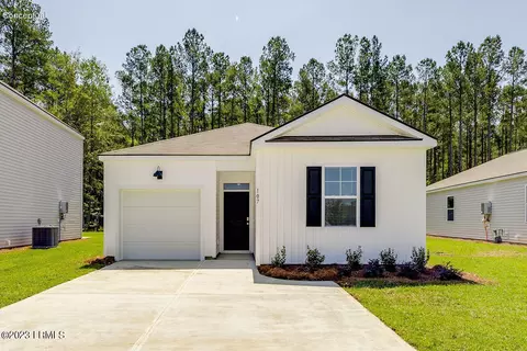 501 Hideaway St, Ridgeland, SC 29936