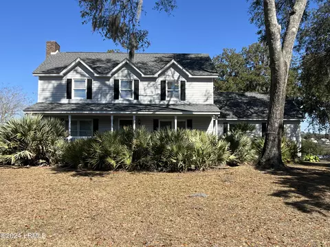 1097 Otter Cir, Beaufort, SC 29902