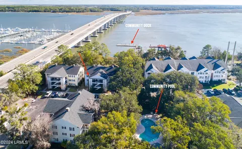 11 Riverwind Dr, Port Royal, SC 29935