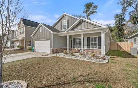 102 Great Bend Dr, Beaufort, SC 29906
