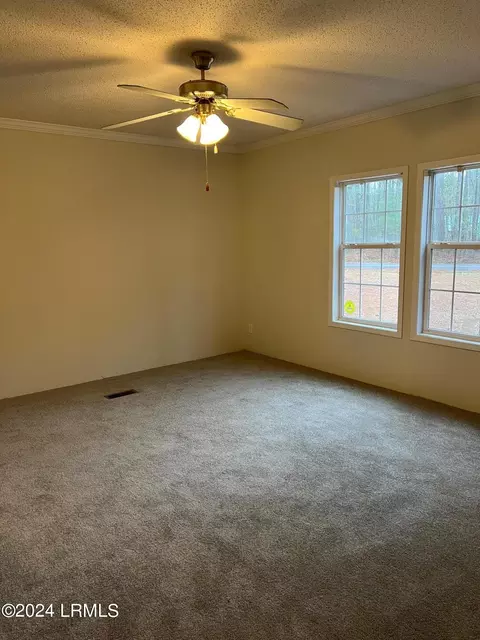 211 Deneaux Rd, Orangeburg, SC 29115 photo 23