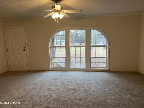 211 Deneaux Rd, Orangeburg, SC 29115 photo 7