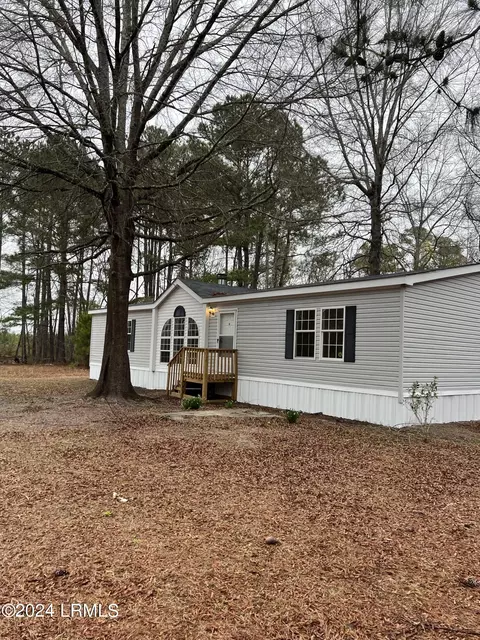 211 Deneaux Rd, Orangeburg, SC 29115 photo 3