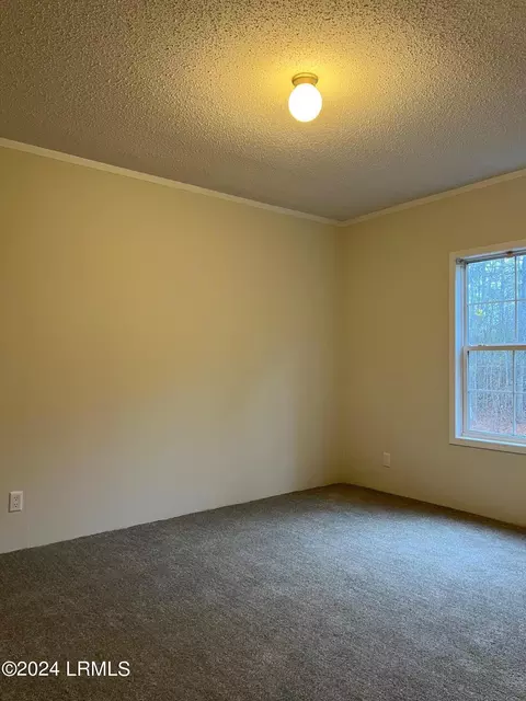 211 Deneaux Rd, Orangeburg, SC 29115 photo 18