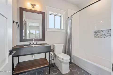 Bath - 620 Flatwater Dr, Bluffton, SC 29910 photo 6 of 6