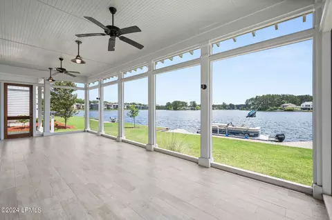 Exterior - 620 Flatwater Dr, Bluffton, SC 29910 photo 7 of 9