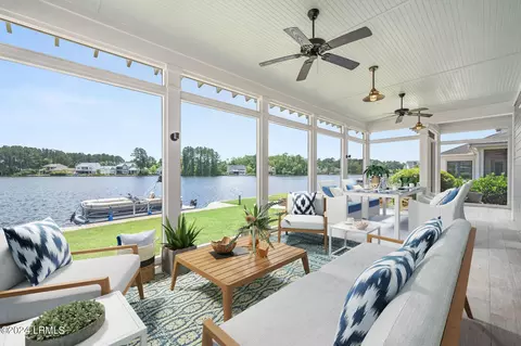 Exterior - 620 Flatwater Dr, Bluffton, SC 29910 photo 5 of 9