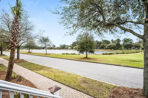 203 Great Heron Ct, Bluffton, SC 29909 photo 5