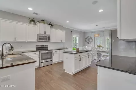 501 Jetfire Pt, Bluffton, SC 29910 photo 6