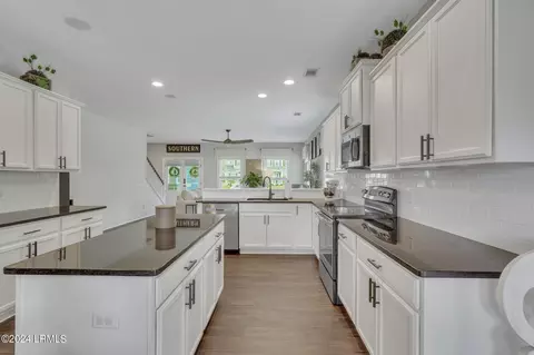 501 Jetfire Pt, Bluffton, SC 29910 photo 8