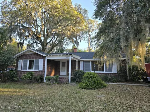 2620 Boyer St, Beaufort, SC 29902