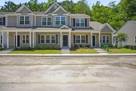 212 Admiration Ave, Beaufort, SC 29906