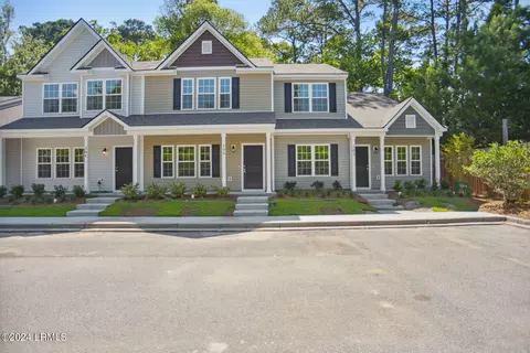 204 Admiration Ave, Beaufort, SC 29906