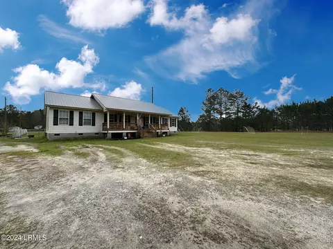 364 Pond Town Rd, Hampton, SC 29924 photo 4