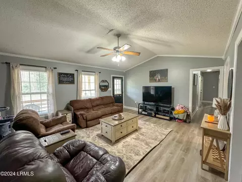 364 Pond Town Rd, Hampton, SC 29924 photo 10