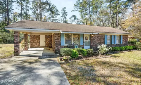 106 Johnstone St, Hampton, SC 29924