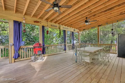 Exterior - 8 Alljoy Rd, Bluffton, SC 29910 photo 3 of 7