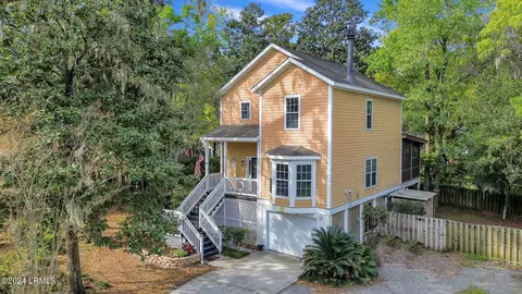 8 Alljoy Rd, Bluffton, SC 29910