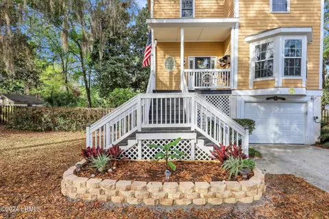 Exterior - 8 Alljoy Rd, Bluffton, SC 29910 photo 2 of 7